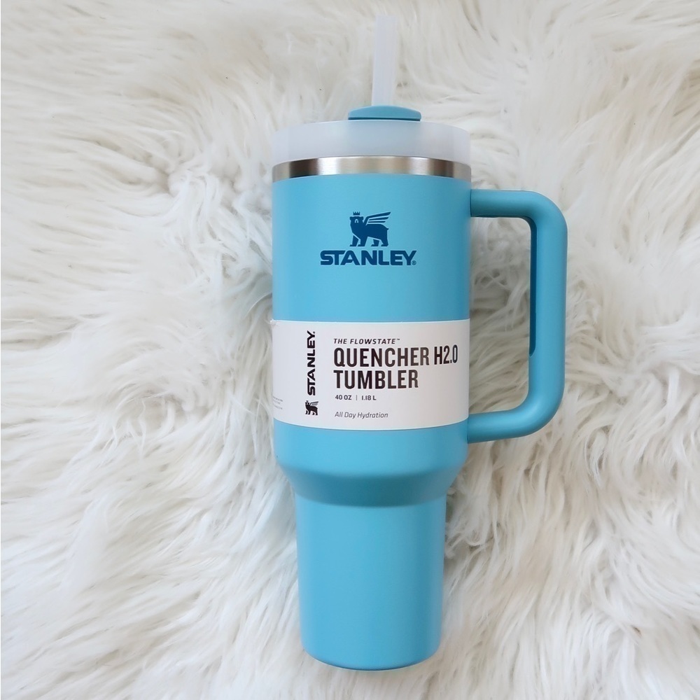 Stanley Adventure Quencher Tumbler 40oz Pool